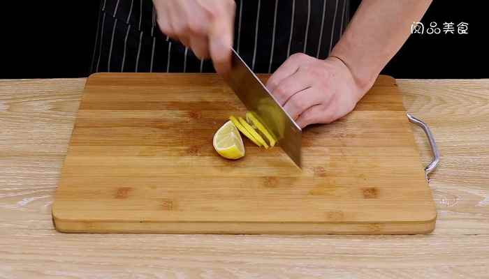 凉拌银耳黄瓜的做法(银耳怎么做好吃)