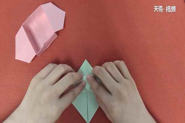 盒子的折法(彩纸的使用方法有哪些)