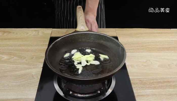 鸡胗炖土豆的做法(鸡胗怎么做最好吃)