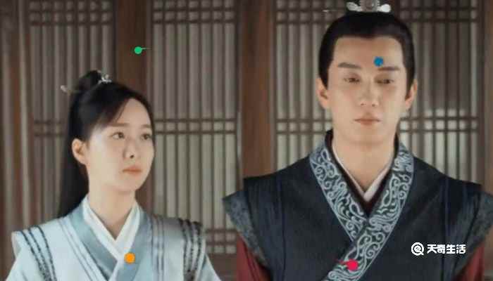 王楚然王子奇街头拥吻(王子奇王楚然恋情曝光)