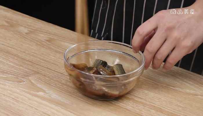 黄鳝煲仔饭的做法(黄鳝怎么做好吃)