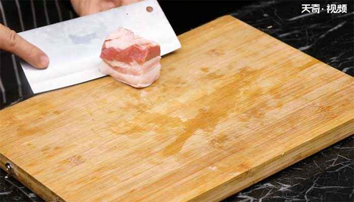 小酥肉的做法(五花肉怎么做好吃)