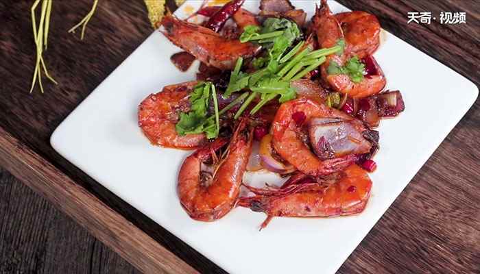 干锅大虾怎么做(小米辣的做法步骤)