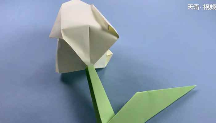 郁金香怎么折(郁金香和茎干组装的区别)