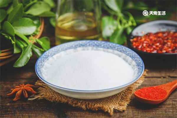 海盐水的功效与作用 海盐水的功效与作用是什么