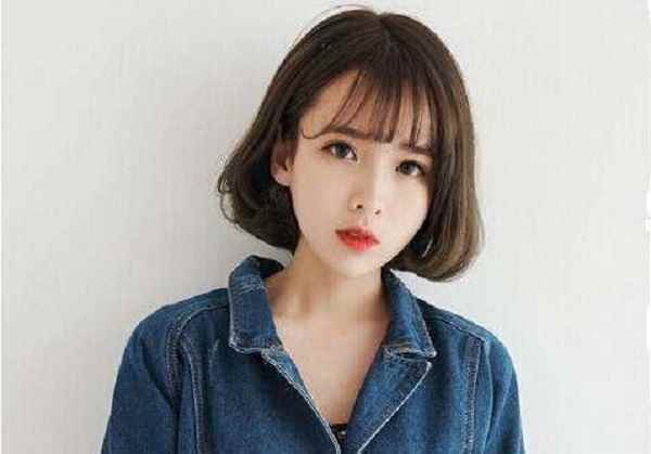 减龄烫发有哪些  什么发型显年轻