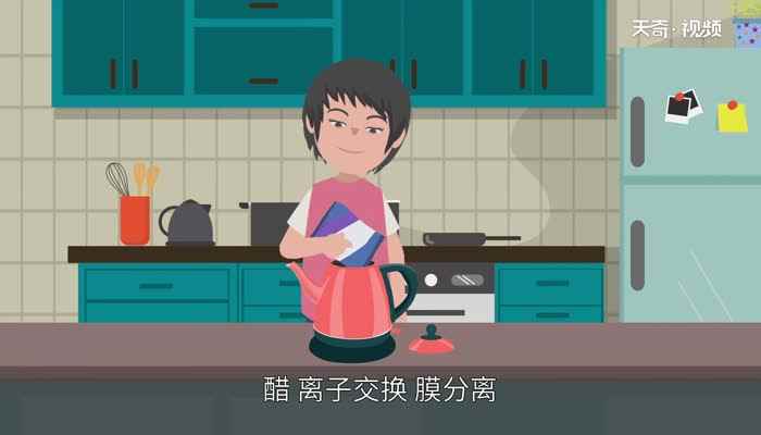 水垢的主要成分(水垢碎片进入胃中会与盐酸反应)