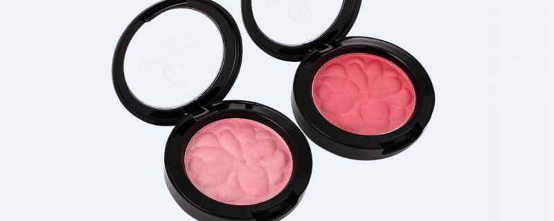 腮红怎么打(腮红打法有哪些)