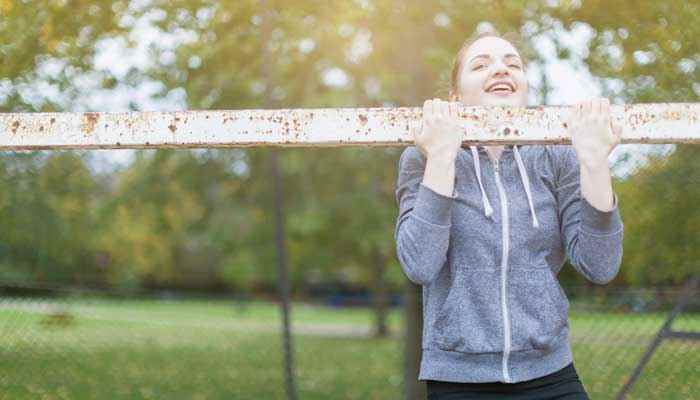 坐位体前屈从哪开始量(坐位体前屈是用于反映人体柔韧性的测试项目)