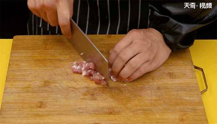 打卤面的做法(面条怎么做好吃)