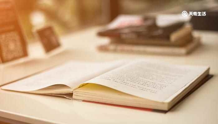 阳春白雪下里巴人典故(阳春白雪和下里巴人的典故均出自《对楚王问》)