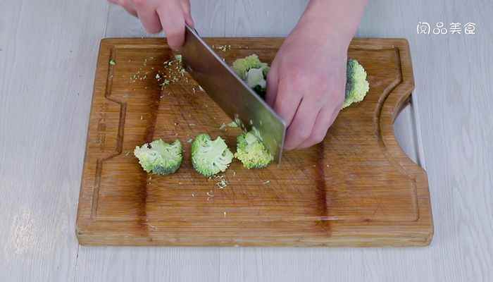 玉米炖西兰花怎么做(西兰花炖锅怎么做好吃)