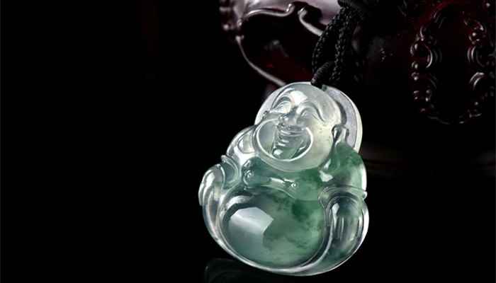 祖母绿和翡翠有什么区别(祖母绿属于宝石吗)
