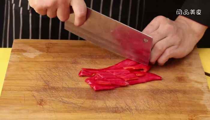 干锅鸡爪的做法(鸡爪怎么做好吃)