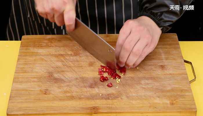 羊肉火锅的做法(羊肉怎么做最好吃)