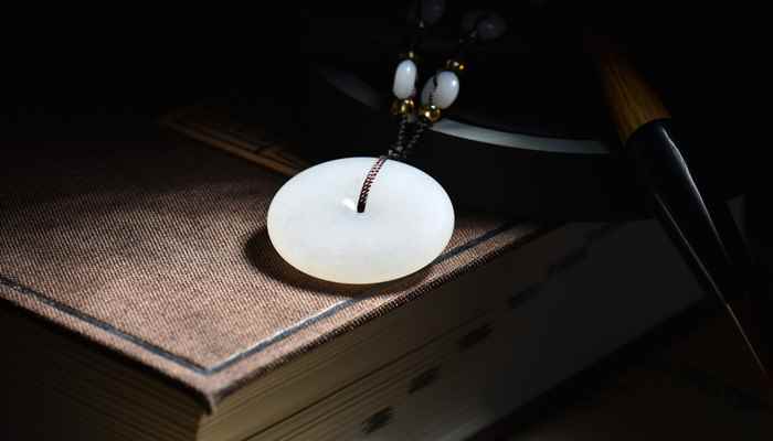 中国玉石种类和产地(中国最著名的玉石是新疆和田玉)