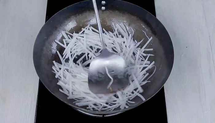 萝卜丝炒牛肉的做法(牛肉怎么做好吃)