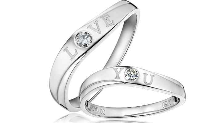 银被氧化了变黑怎么办(银被氧化变黑后可以将牙膏、碱性洗衣粉或小苏打涂抹在银饰上)