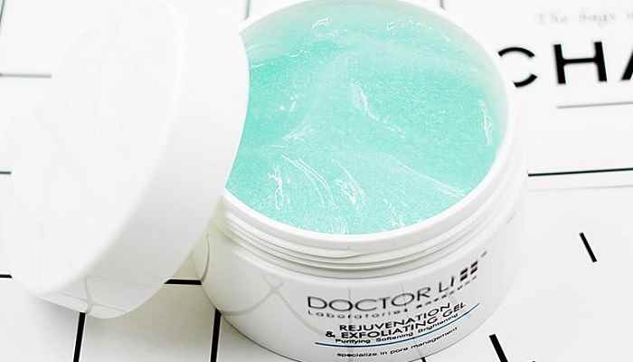 面部磨砂膏的使用方法是怎样的(面部磨砂膏的使用方法有哪些)