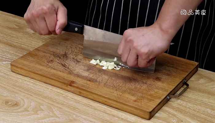 干锅猪蹄的做法(猪蹄做法)