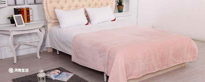 牛奶绒和珊瑚绒的区别(牛奶绒的优点有哪些)