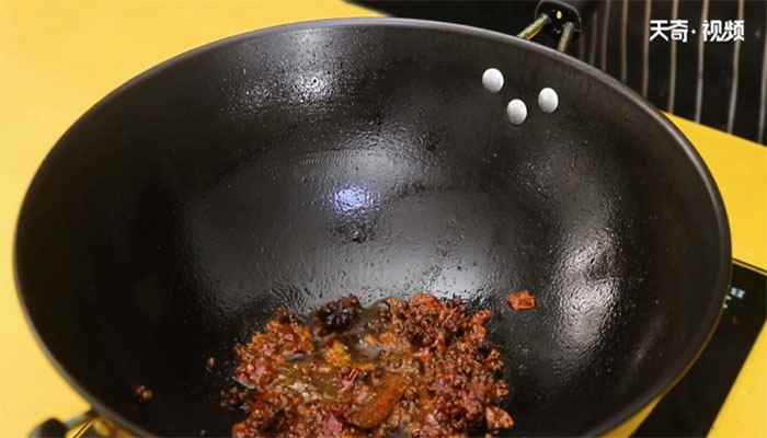 麻辣龙虾的做法(龙虾怎么做最好吃)