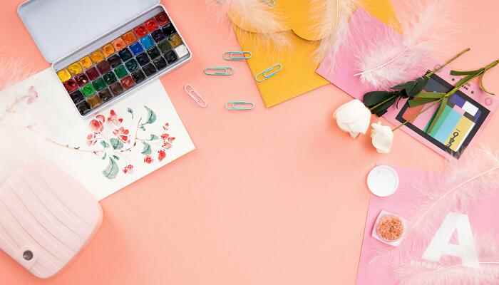 互补色有哪些(美术互补色定义:两种色光以适当比例混合产生白光)