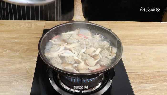 猪肉丸子火腿汤怎么做(火腿肠切片的做法步骤图)