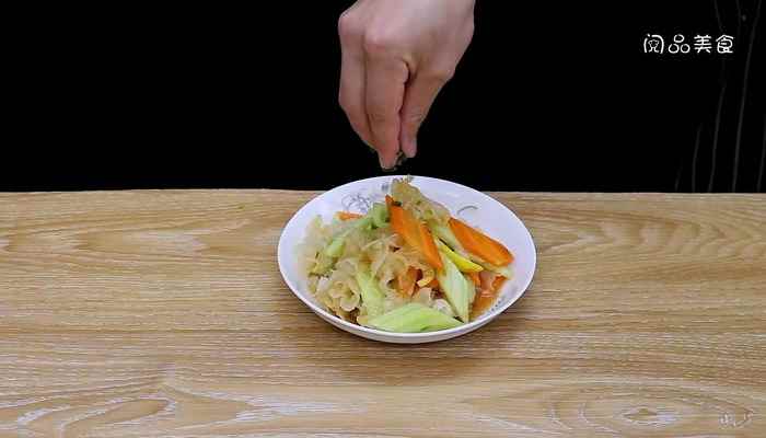 凉拌银耳黄瓜的做法(银耳怎么做好吃)