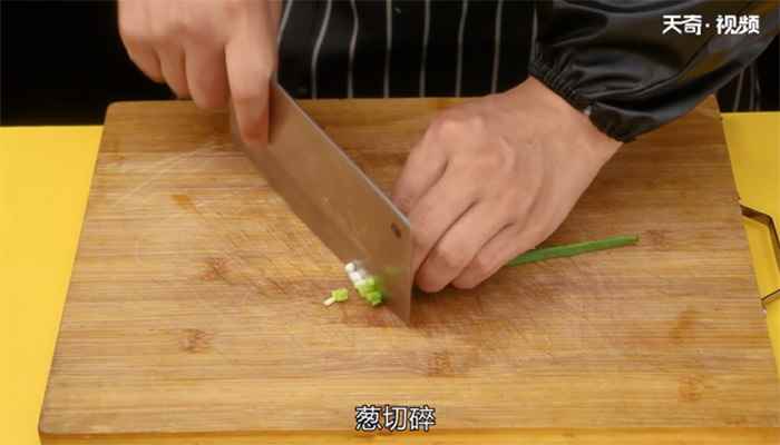 养生鸽子粥的做法(鸽子肉怎么做好吃)