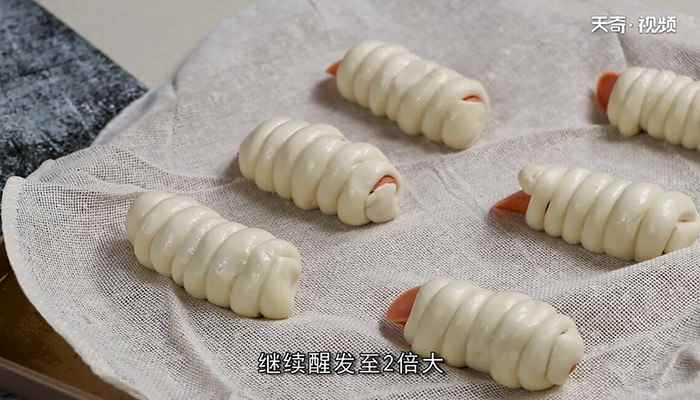 肠仔包怎么做(火腿肠的做法步骤有哪些)