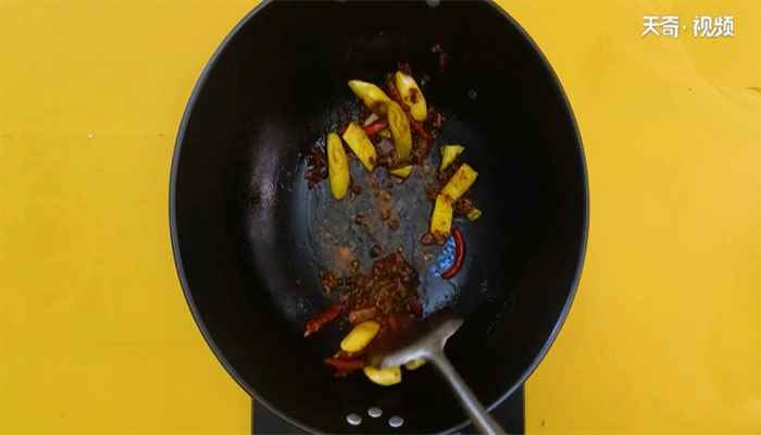 麻辣龙虾的做法(龙虾怎么做最好吃)