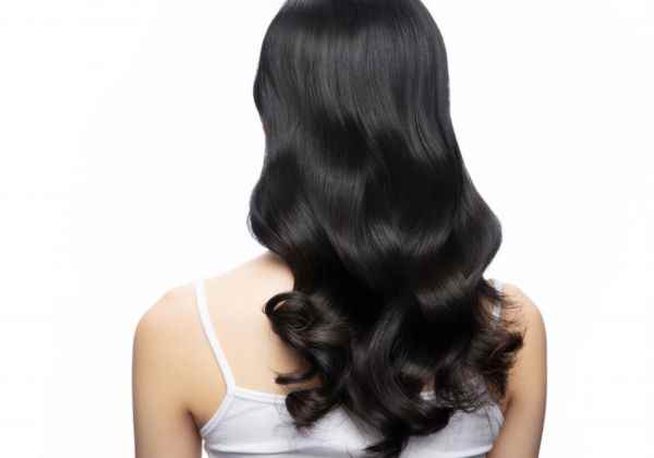 如何用淘米水洗头发(淘米水怎么洗头)