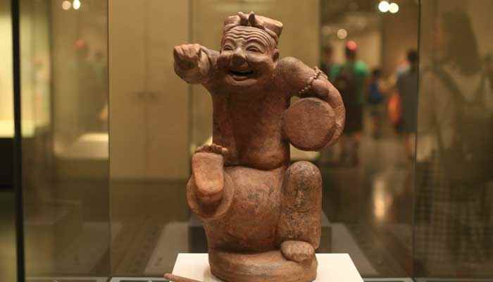 辛追夫人是哪个朝代的(辛追夫人是西汉时期人吗)