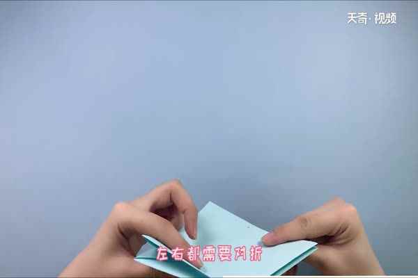 樱花怎么折(彩纸斜边对折一下怎么办)