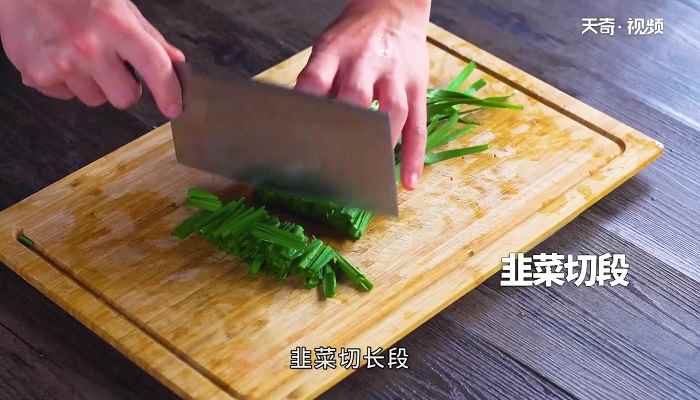 韭菜炒河虾的做法(河虾怎么做好吃)