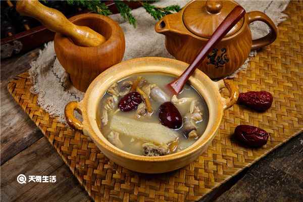 竹笙鸡汤的功效与作用 竹笙鸡汤的功效