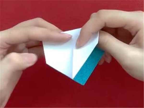 纸盒子的折法(正方形纸张的使用方法)