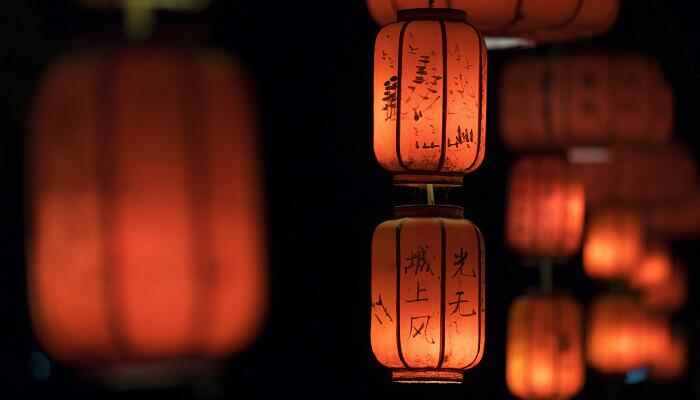 灯笼这篇课文的主要内容(关于灯笼的美好记忆)