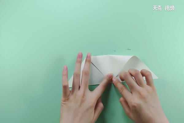 树叶的折法(小三角形折叠后裁开怎么办)