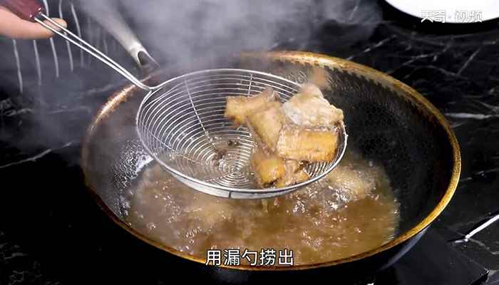 生熏带鱼的做法(【带鱼做法步骤图】带鱼怎么做)