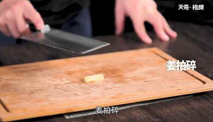 红烧肥肠面怎么做(猪大肠怎么做好吃)