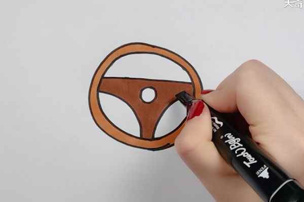 方向盘简笔画(圆圈小圆球涂上褐色就画好了)