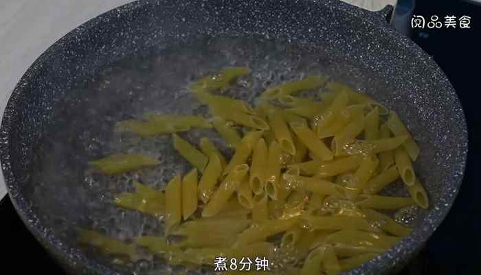 通心粉的做法(通心粉150克、牛奶200ml、芝士30克)