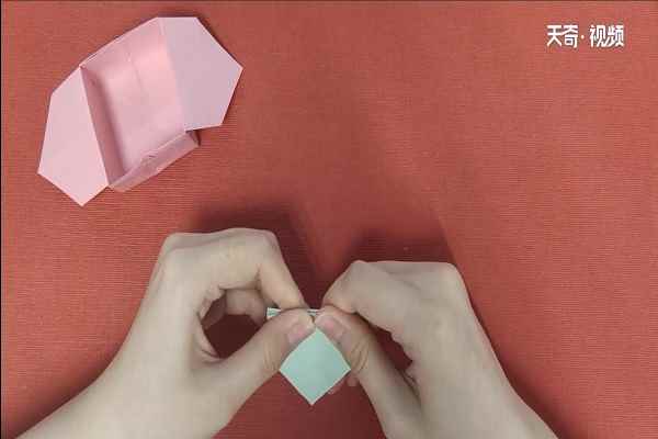 盒子的折法(彩纸的使用方法有哪些)