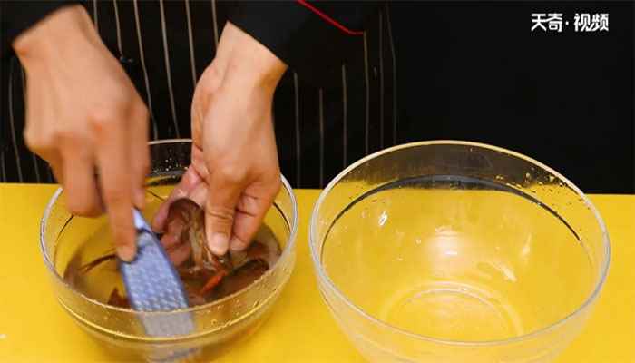 麻辣龙虾的做法(龙虾怎么做最好吃)