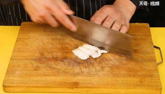 莲白回锅肉的做法(五花肉怎么做好吃)