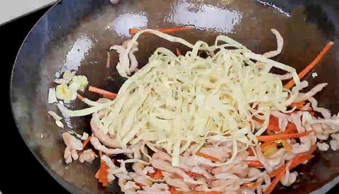 千张炒肉的做法湘菜(里脊肉怎么做好吃)