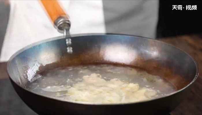 滑肉汤怎么做(猪肉洗净切片的做法步骤)