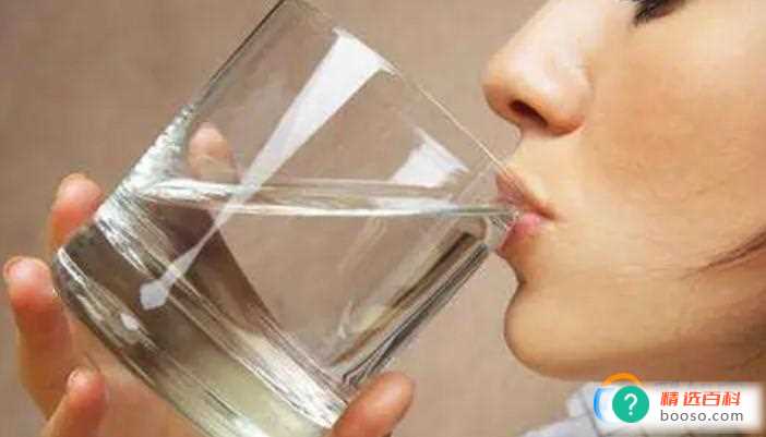 新冠肺炎刚好总是发冷的原因(刚好发冷的情况可以这样做)